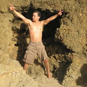 Meet your Posher, Elido